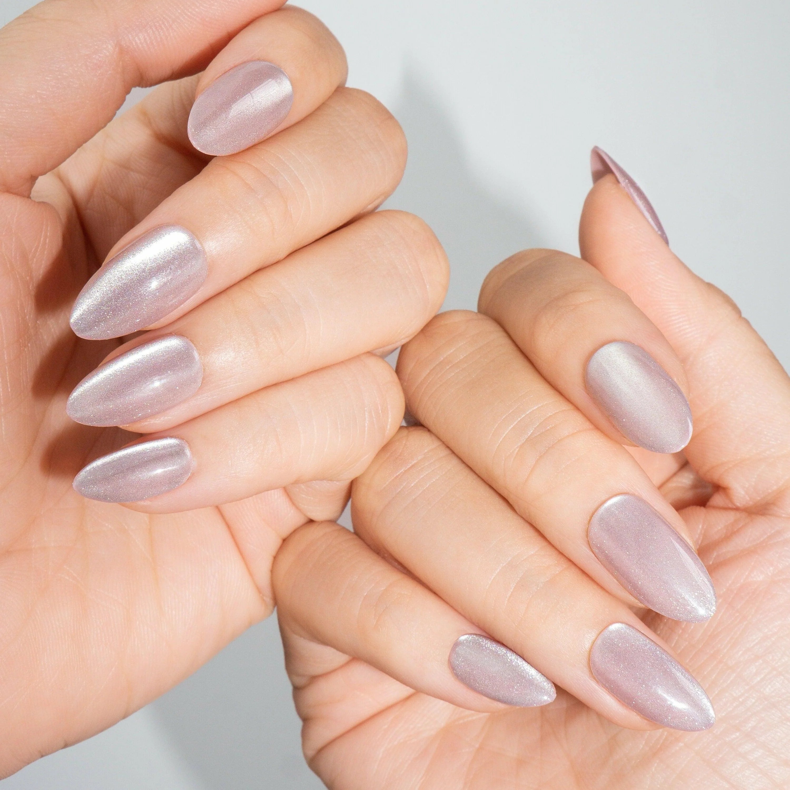 Angelic Beam Pearl Shine Luxury Press-Ons