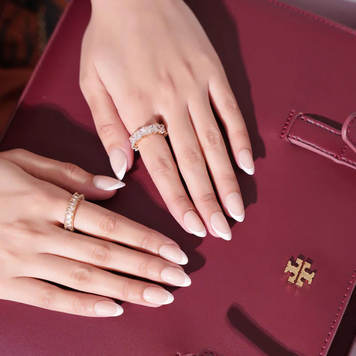 Classic White French Tip Press-On Nails | 30 Pcs + Free Kit